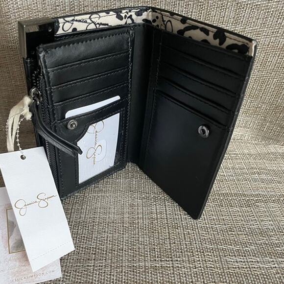 Brand New Jessica Simpson Small Coin Zip Around Wallet Black - Picture 5 of 7
